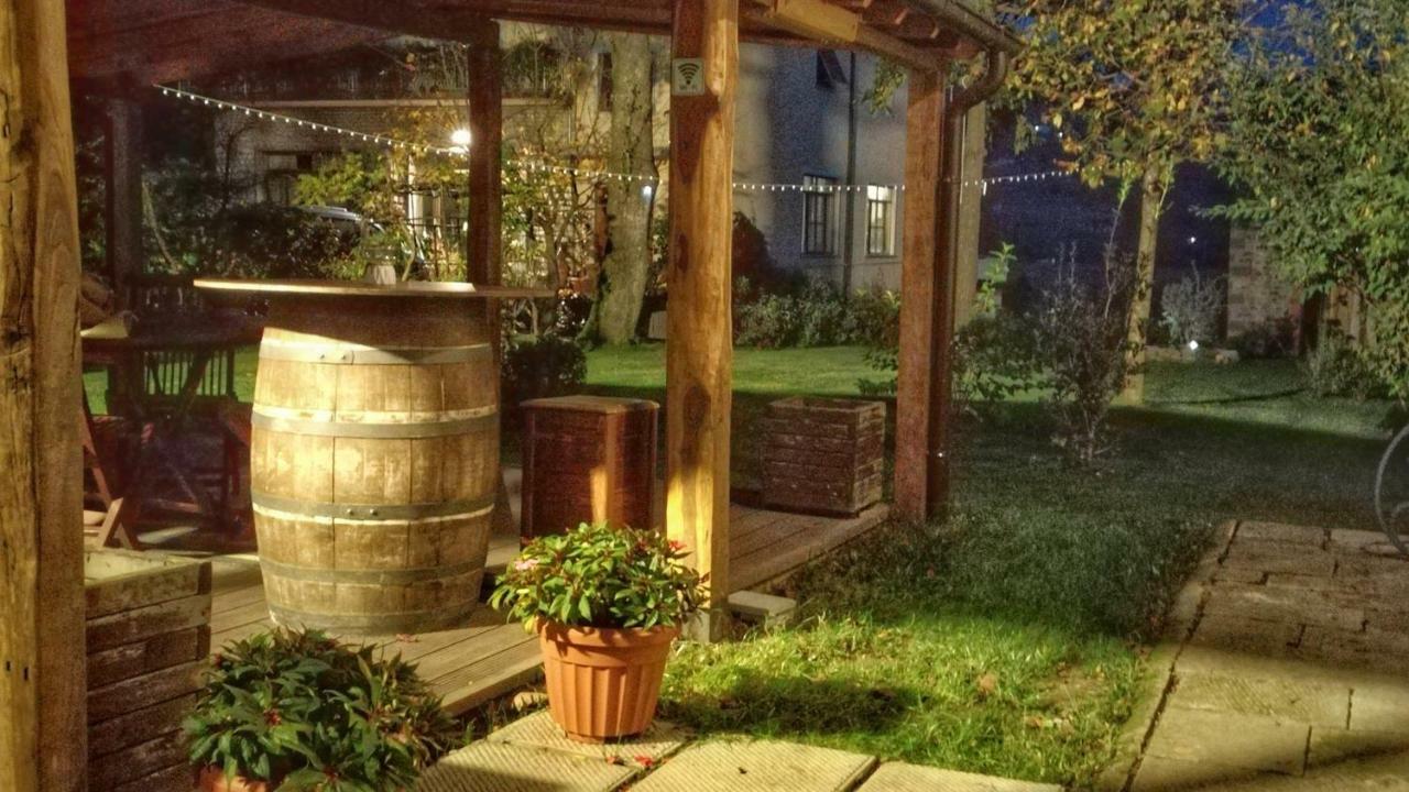 Agriturismo Casa Agricola Rossi Appartamenti In Casentino Soci Exterior foto