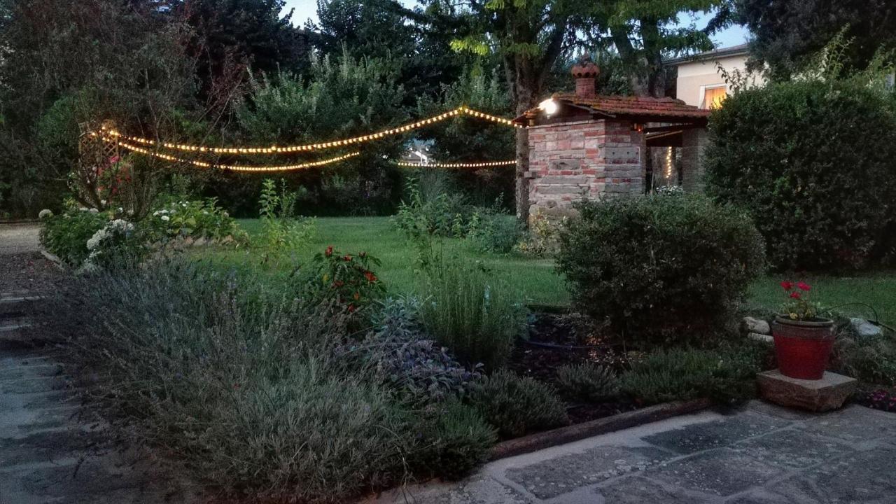 Agriturismo Casa Agricola Rossi Appartamenti In Casentino Soci Exterior foto